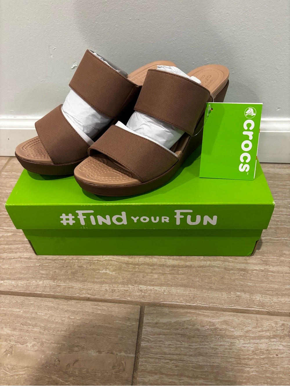 Crocs Leigh II 2-Strap Wedge